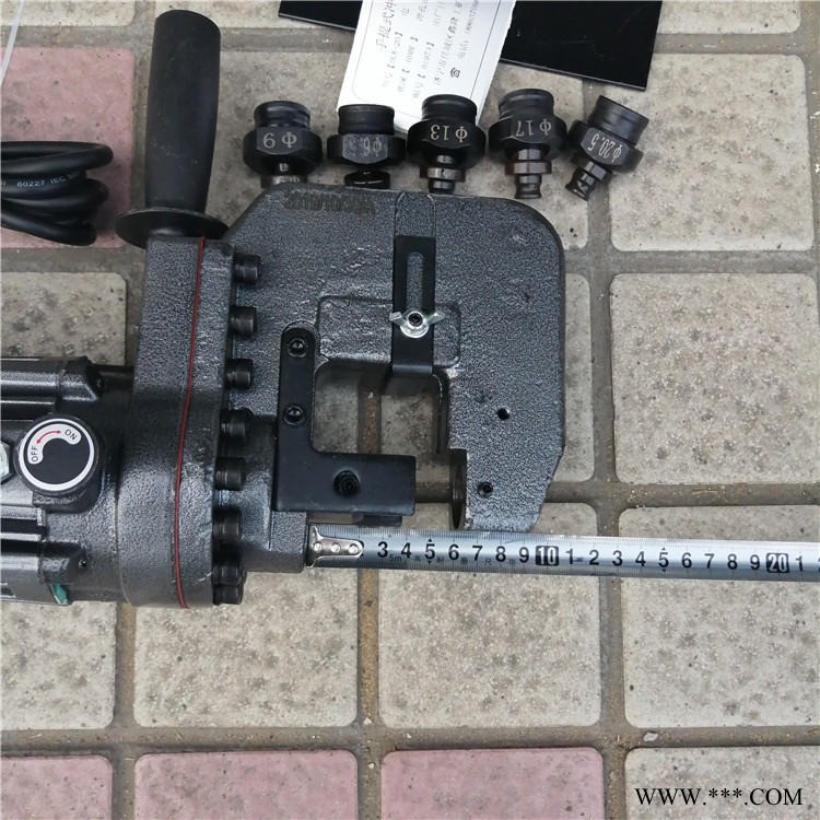 小型便攜式?jīng)_孔機(jī) 液壓電動(dòng)沖孔機(jī)效率高 電動(dòng)鋼板鋁板角鐵槽鋼沖孔器
